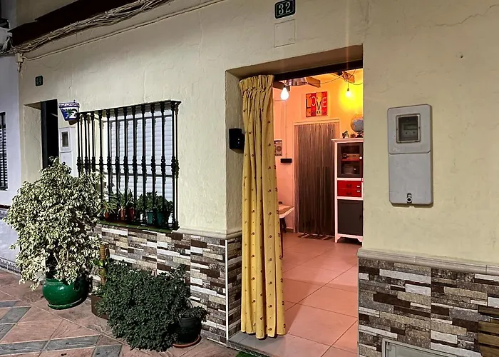 Anuli & & Family - & Malaga