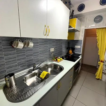 Anuli & & Family - & Malaga *