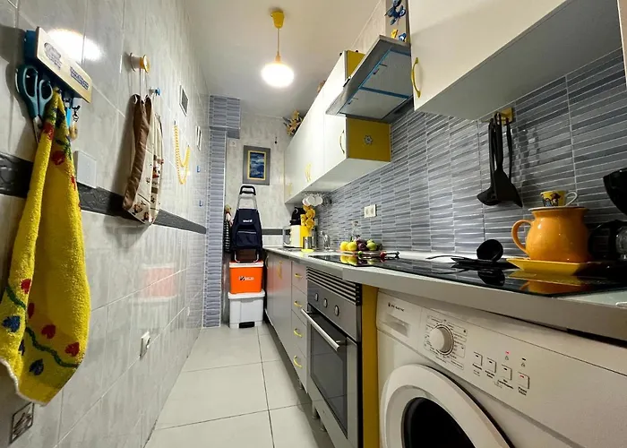 Anuli & & Family - & Malaga * Fuengirola