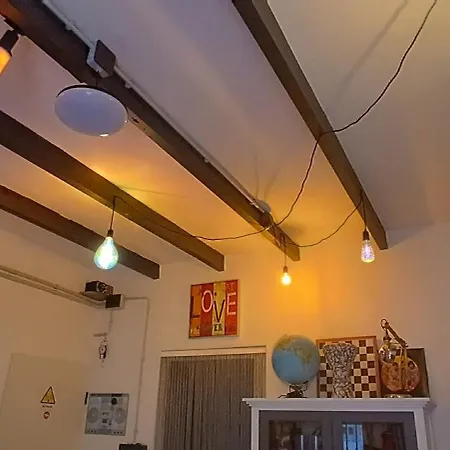 Anuli & & Family - & Malaga פואנגירולה