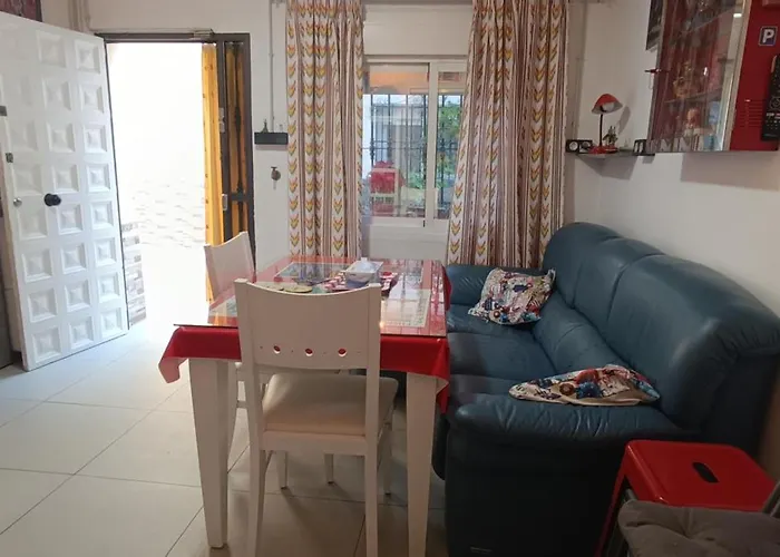 Anuli & & Family - & Malaga *